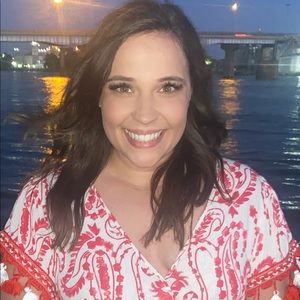 Meet your Posher, Hailey